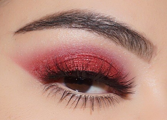 Edgy Eye Makeup Embrace Edgy Red Eye Makeup This Holiday Season Beauty