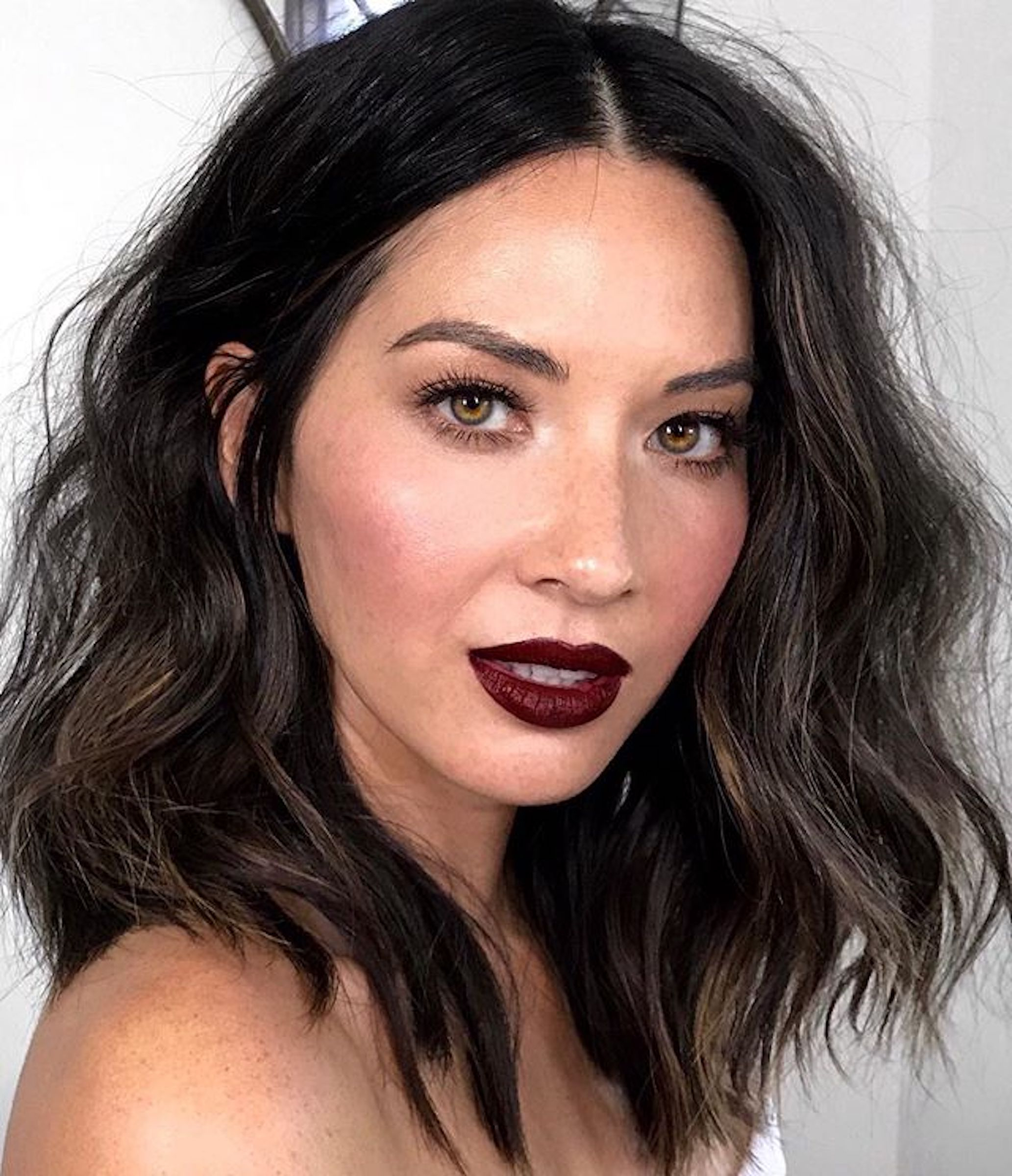 Eye Makeup For Berry Lips How To Pull Off Dark Lipstick Fall 2018