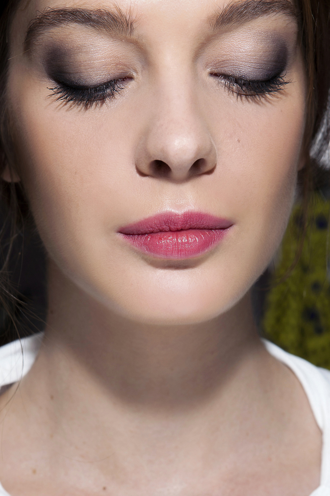 Eye Makeup For Hot Pink Lips Pink Lipstick What To Wear With The Bright Lip Color Stylecaster