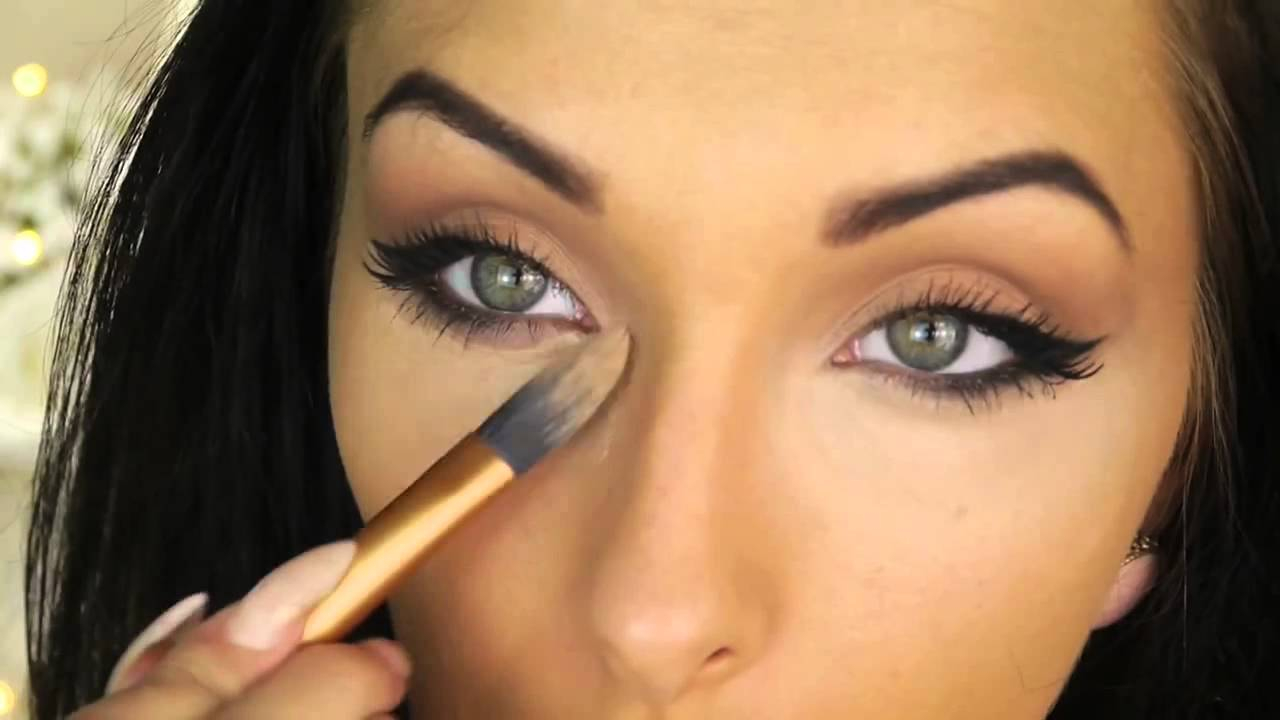 Eye Makeup For Round Eyes Angelina Jolie Inspired Cat Eye Makeup Tutorial Round Eyes To Cat