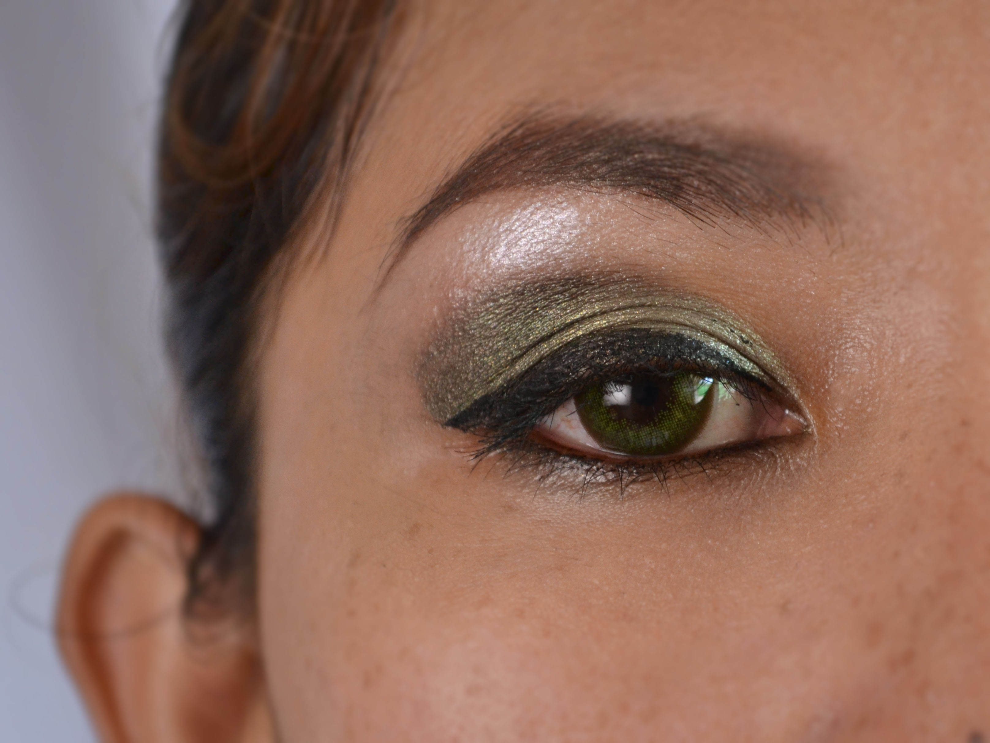 Eye Makeup Green Eyes How To Do Green Eye Makeup For Dark Skin With Pictures Wikihow