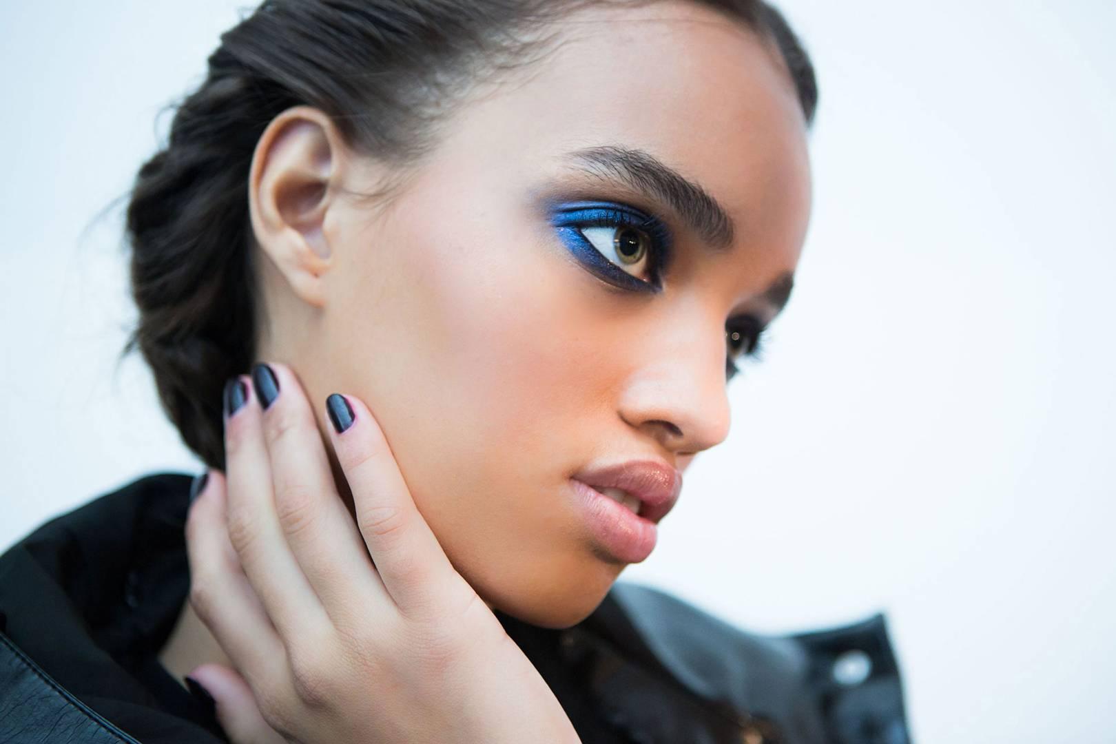 Eye Makeup With Turquoise Dress How To Apply Eyeshadow The Miss Vogue Guide British Vogue