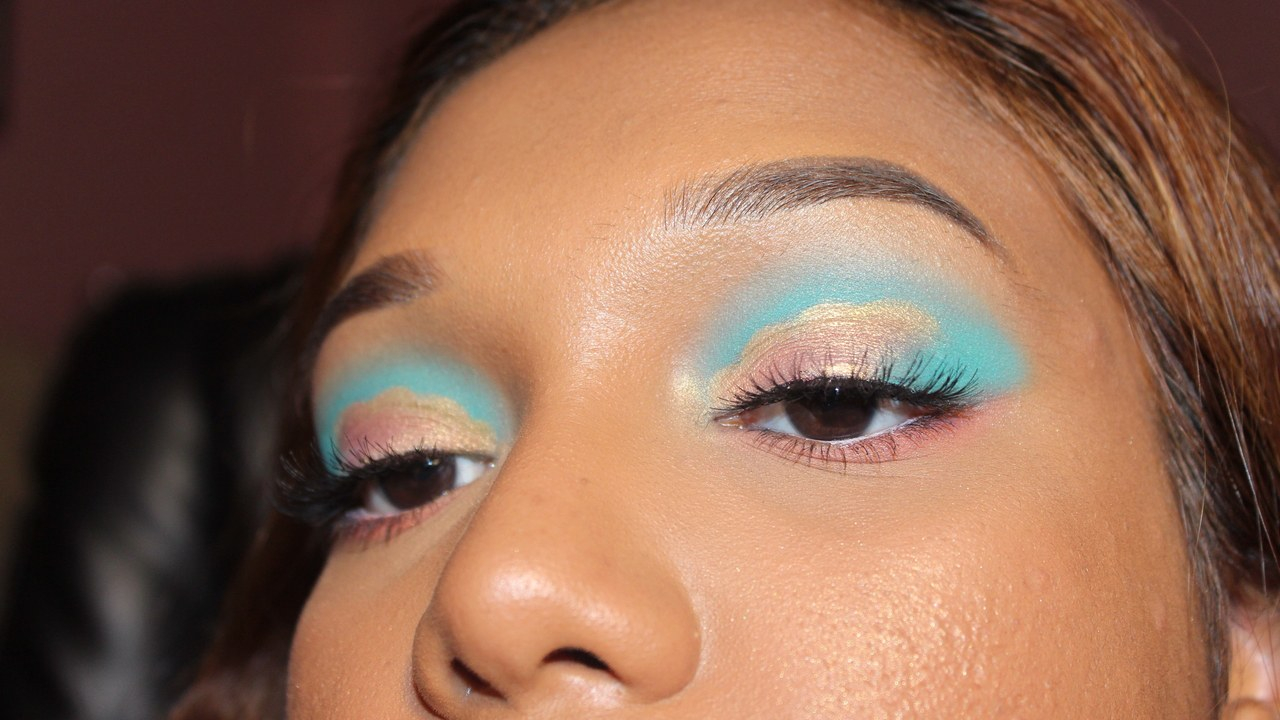 Eyes With Makeup Cloud Eye Makeup Everything To Know About The Instagram Trend Allure