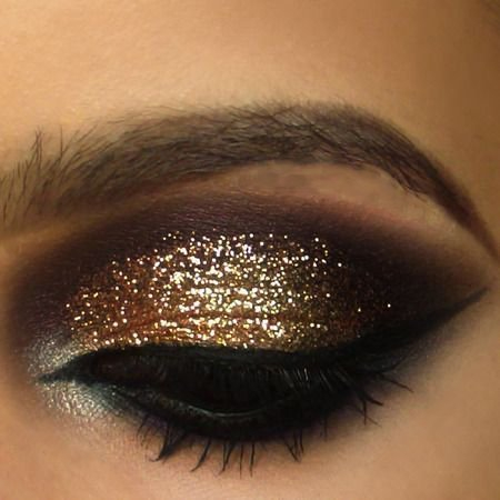 Gold And Smokey Eye Makeup Become A Pro With This Gold Smokey Eye Makeup Tutorial Davina Diaries