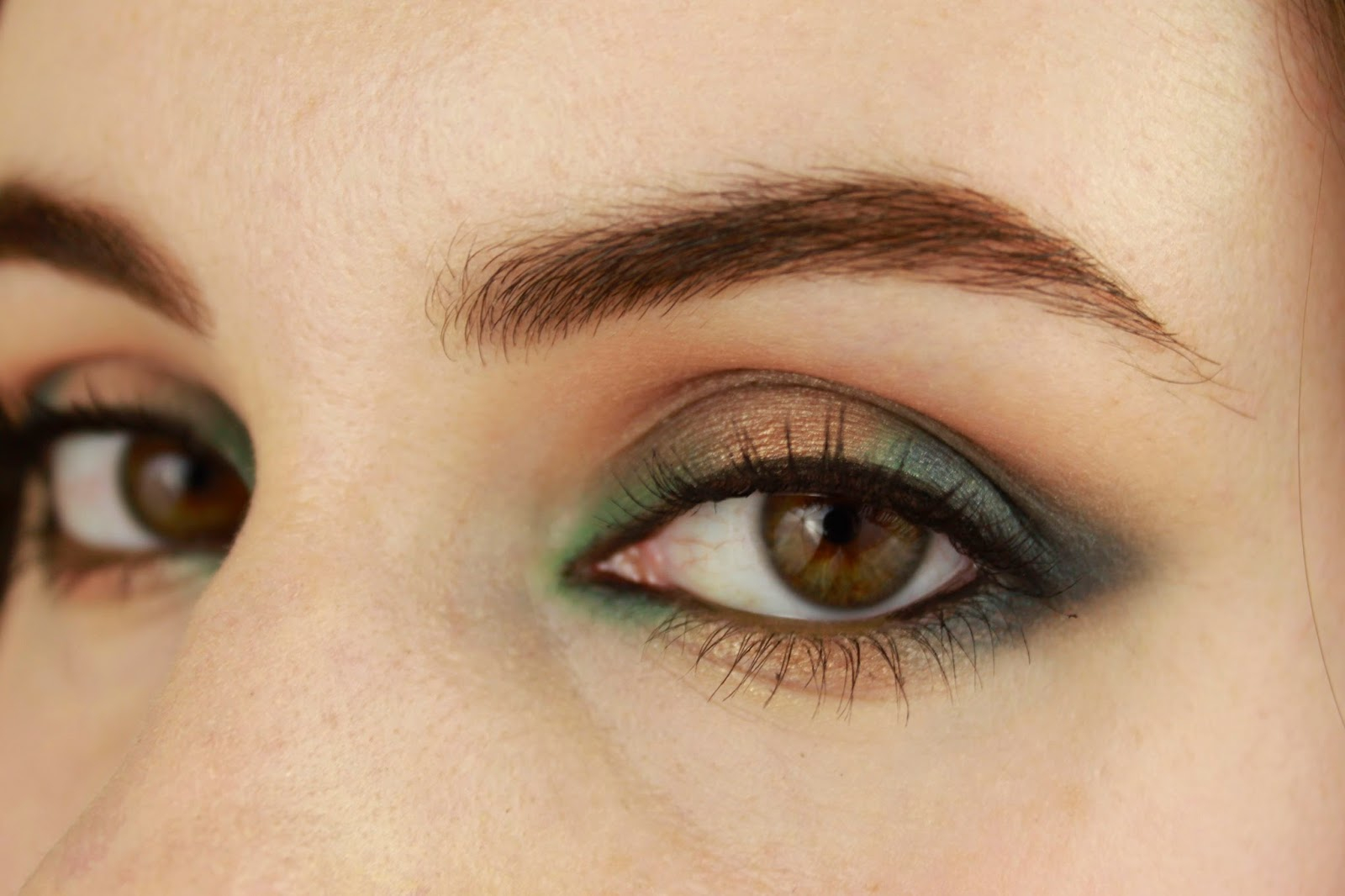 Gold Makeup For Green Eyes Led The Moonlight A Beauty Blog For Beautiful Dreamers Green