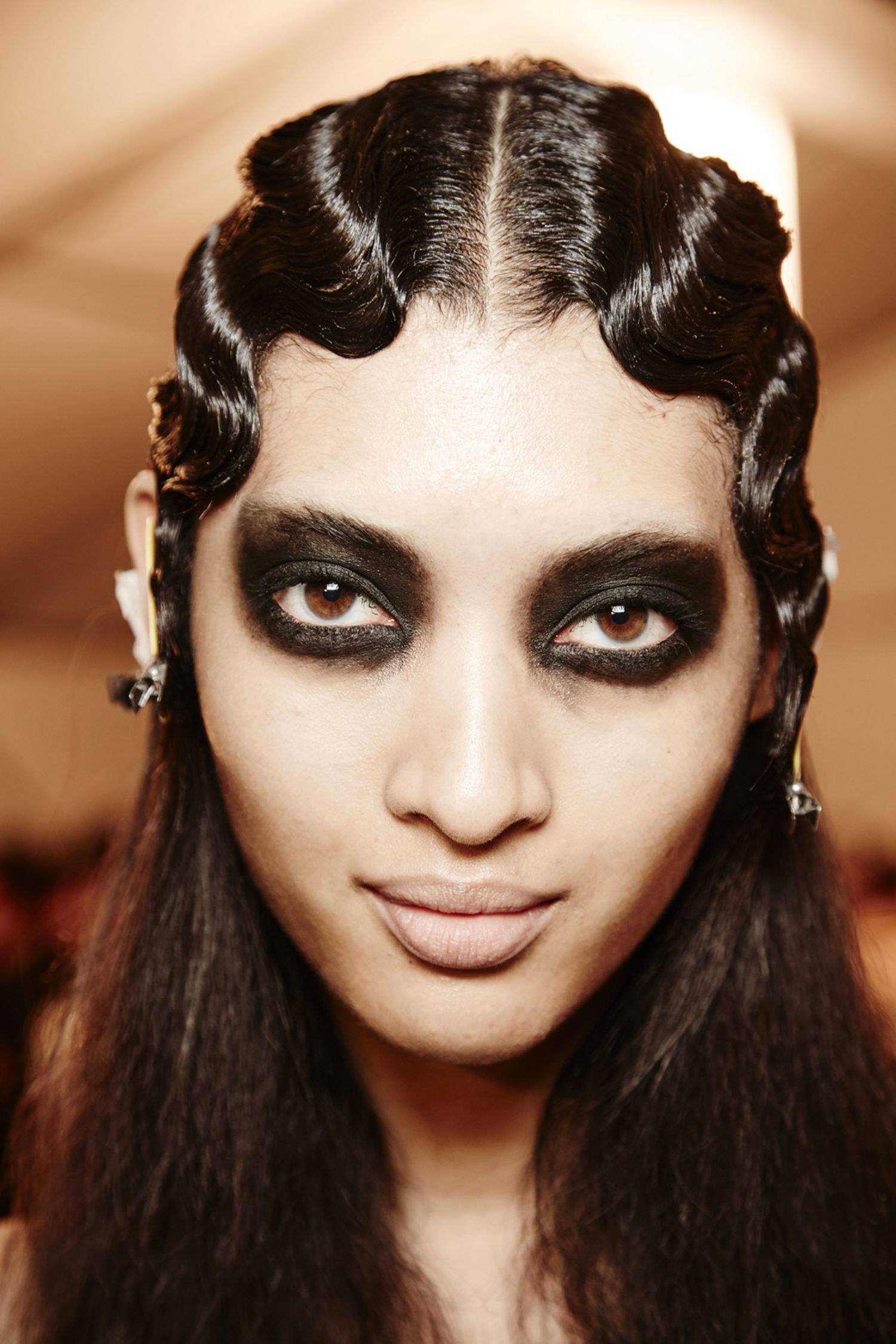 Goth Eye Makeup The Goth Makeup At Marc Jacobs Is Everything Even Kendall Jenner