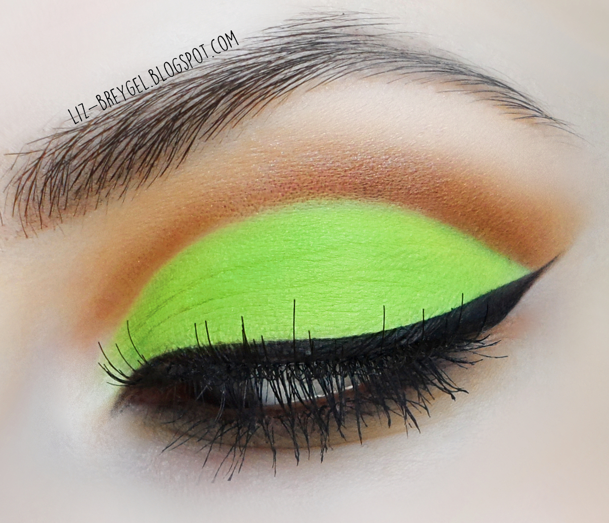 Green Cat Eye Makeup Neon Green Eye Makeup Step Step Tutorial