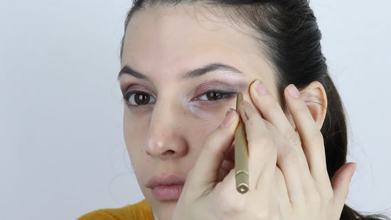 How To Put Eye Makeup On Small Eyes How To Apply Eye Makeup For Deep Set Eyes 15 Steps