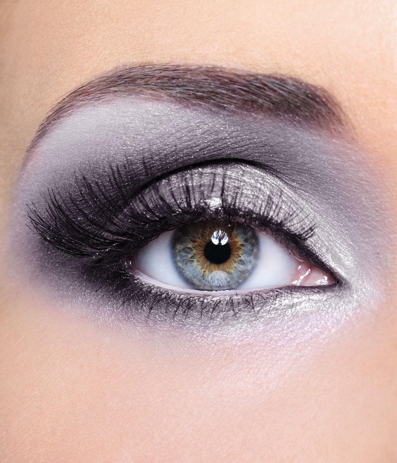 Makeup For Gray Eyes 5 Smart Hacks To Choose The Right Eyeliner For Blue Eyes