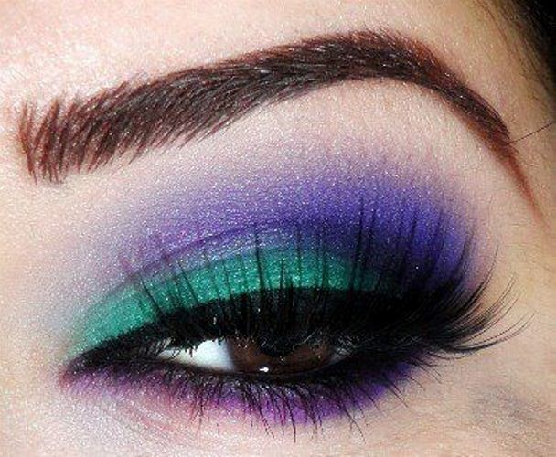 Peacock Inspired Eye Makeup Dramatic Peacock Inspired Eye Makeup Ideas
