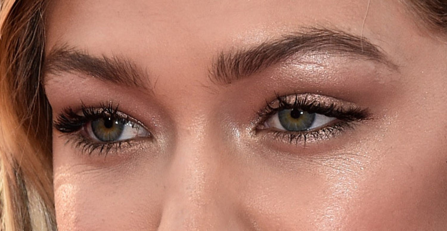 Shimmery Eye Makeup How To Get A Shimmery Eyeshadow Makeup Look As Heavenly As Gigi