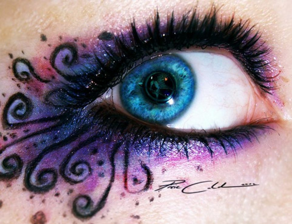 Unusual Eye Makeup Getting Creative With Your Eye Makeup The Hollywood 360