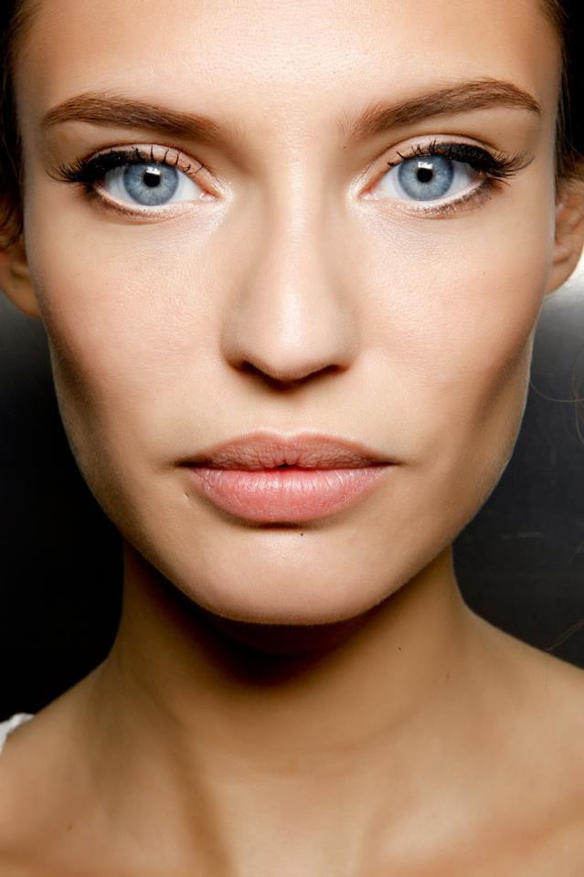 White Corner Eye Makeup 4 Things In Your Makeup Routine That Makes You Look Tired Makeup