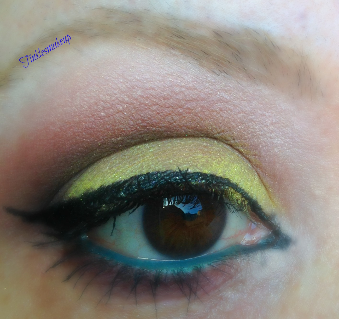 Yellow And Black Eye Makeup Black And Yellow Eyeshadow Ecosia